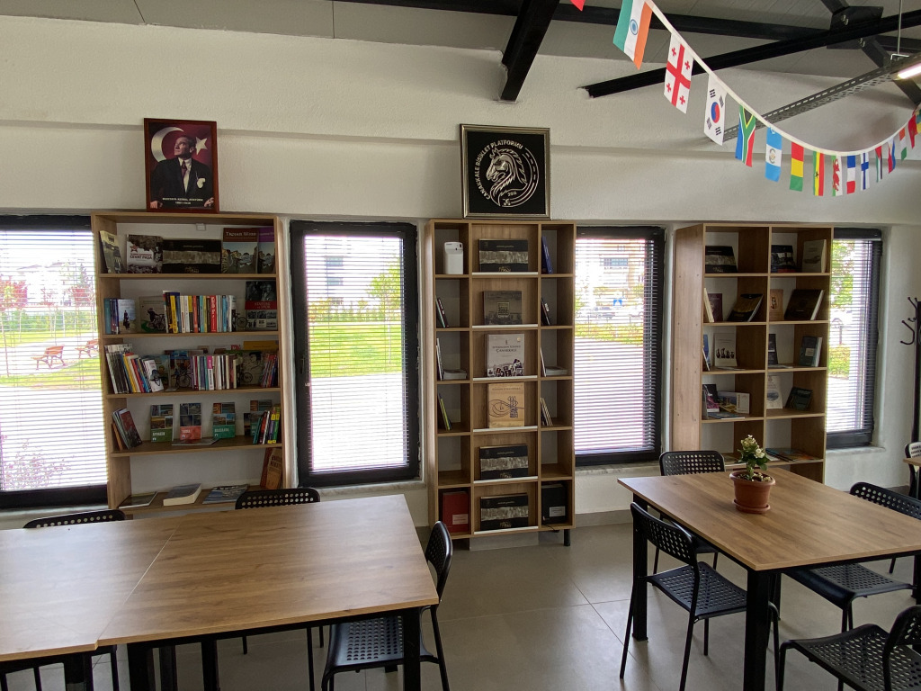 Social Area & Library